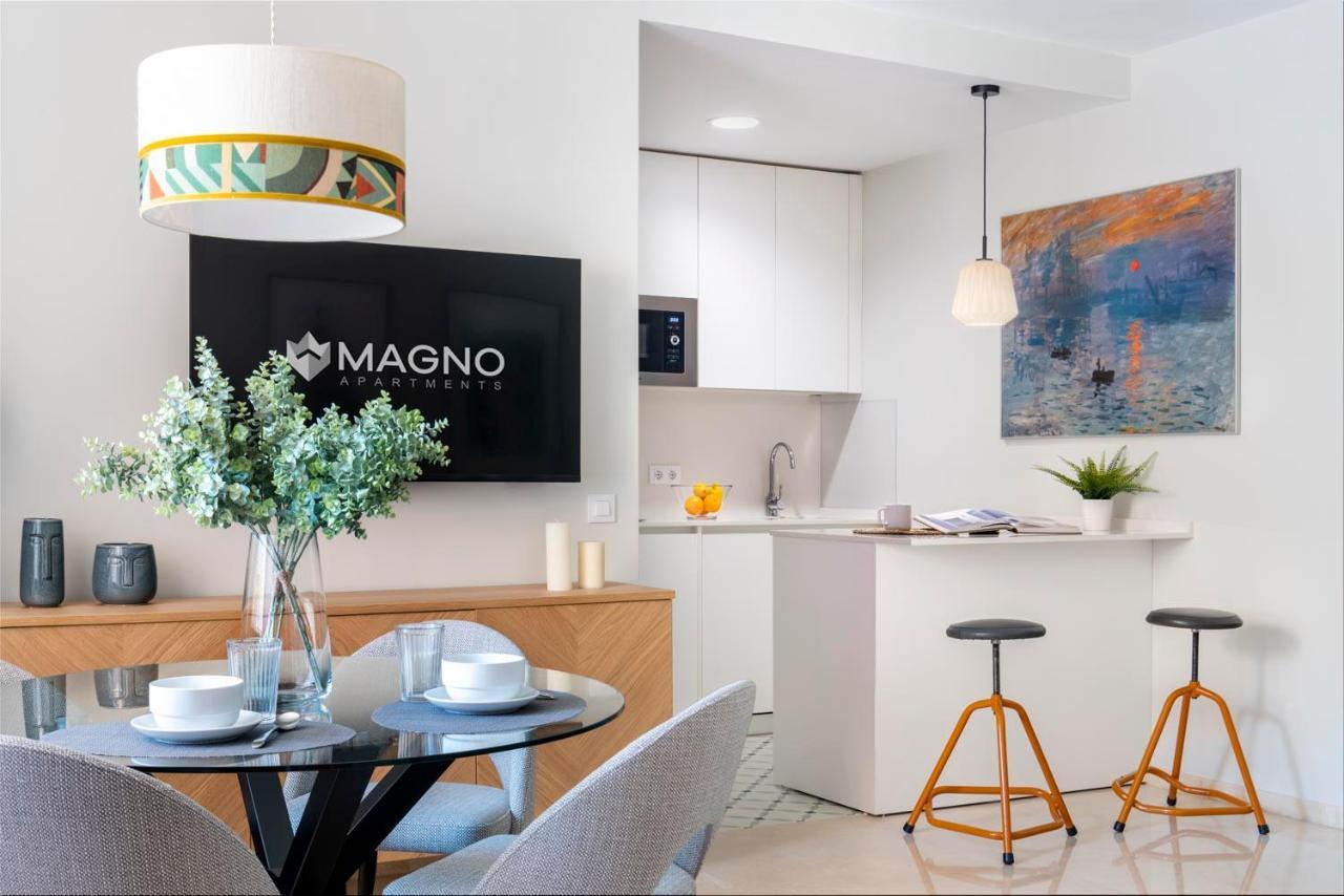 Magno Apartments Ruisenor Sevilha Exterior foto